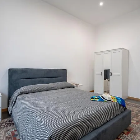 Guesthost - Levante Mare *